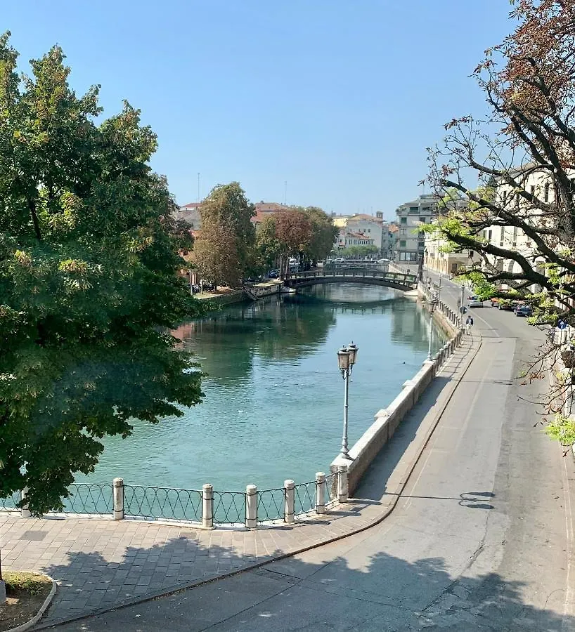 Alojamento de Acomodação e Pequeno-almoço Locanda Ponte Dante Treviso