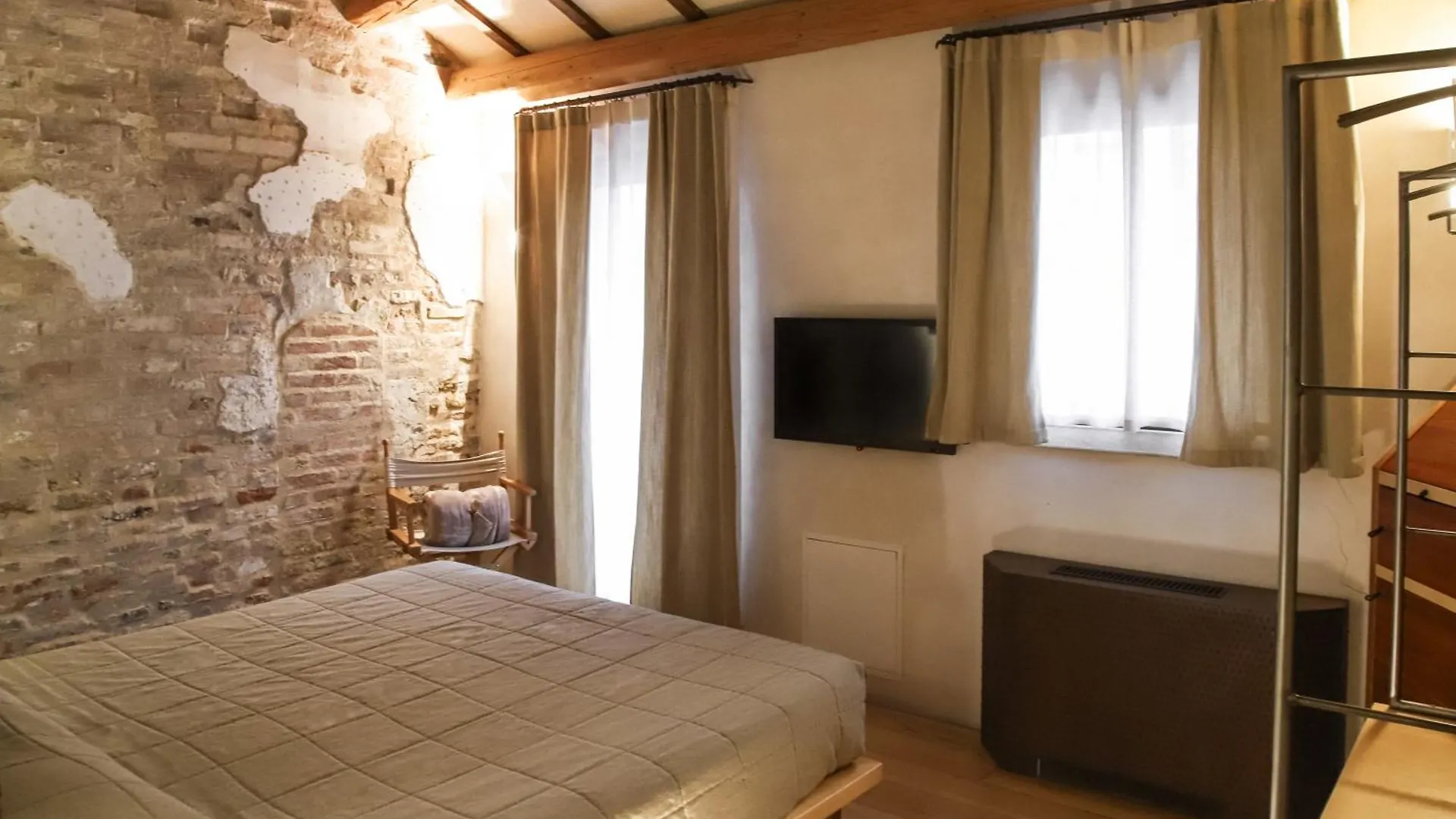 Locanda Ponte Dante Treviso Alojamento de Acomodação e Pequeno-almoço