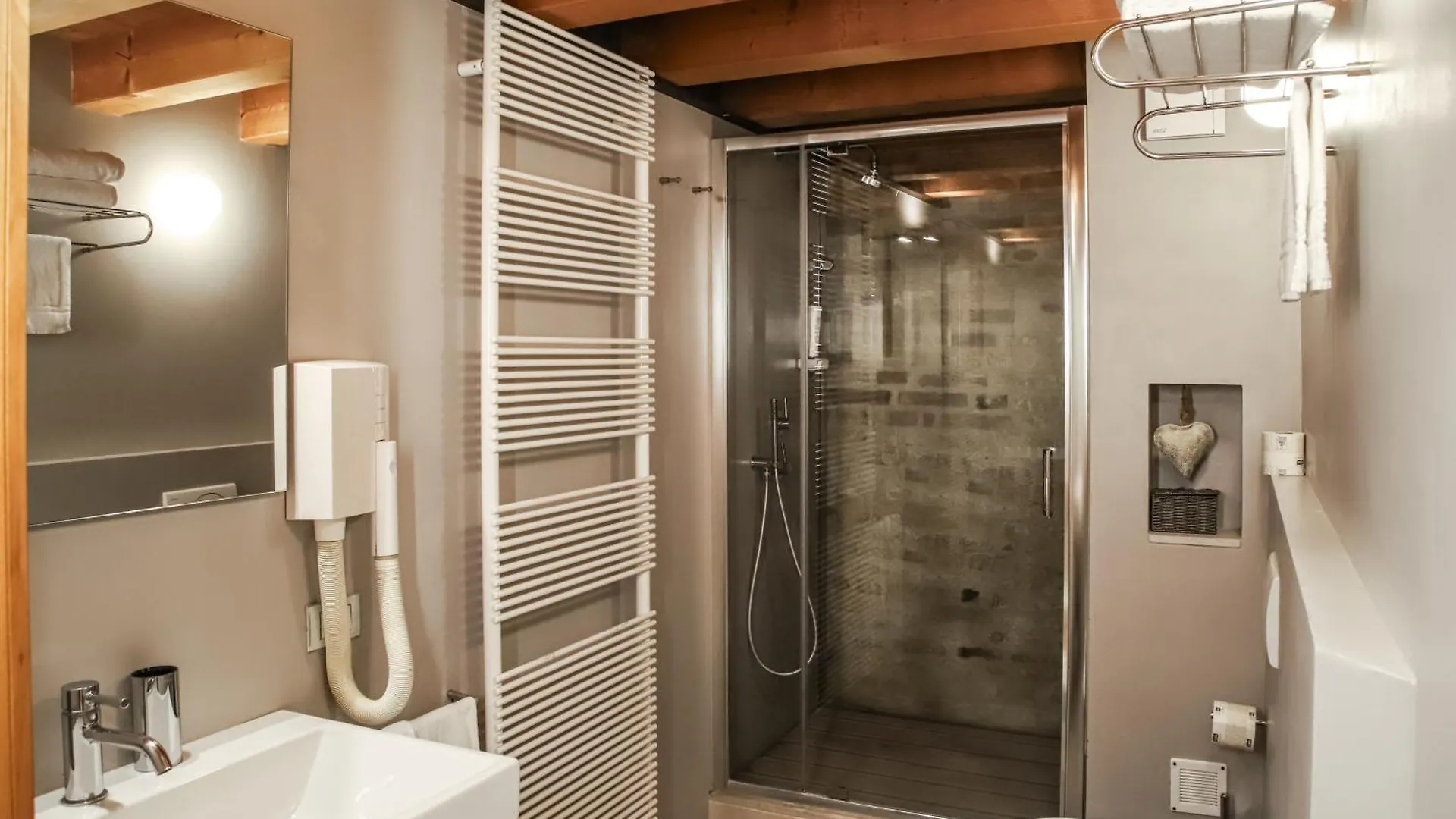 Locanda Ponte Dante Treviso Bed & Breakfast